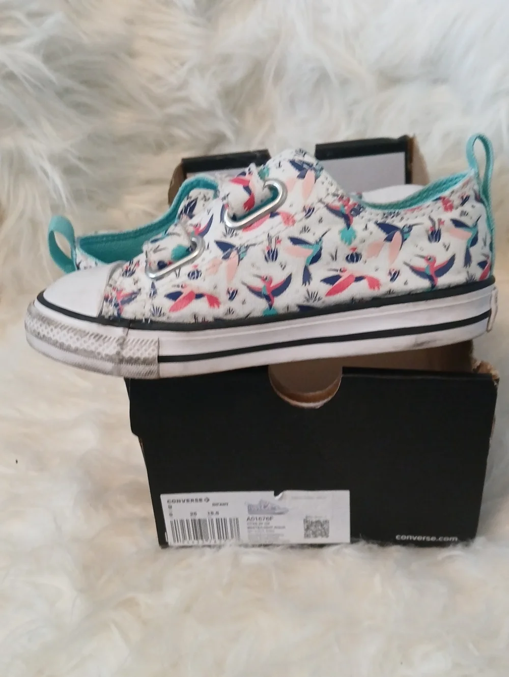 Converse Kids White Floral Velcro Sneakers, Teal Lining Unique HummingBird PRINT